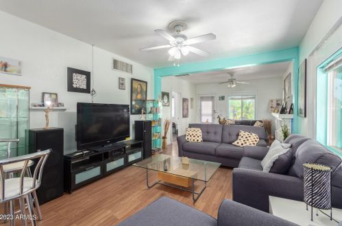 2209 Adams, Phoenix AZ 85009-5234 exterior