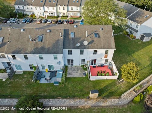 118 Joan Ct, Jackson Twp NJ 08527-2366 exterior