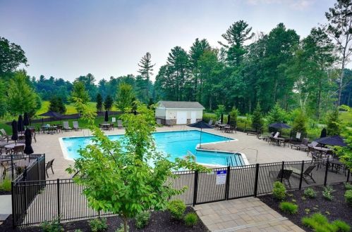 49 Pinetree Dr, Methuen MA 01844-1268 exterior