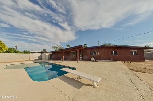 12020 36 Pl, Phoenix AZ 85050-4861 exterior