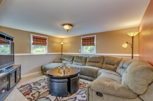 22 Glenwood Dr, Lawrence MA 01843-3001 exterior