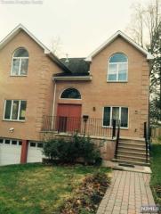 192 Hickory Ave, Tenafly NJ  07670-1546 exterior