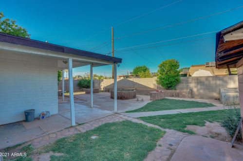 2031 37 Dr, Phoenix AZ 85053-2807 exterior