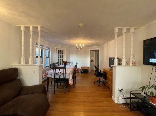 11 Cannell Pl, Everett MA 02149-4629 exterior