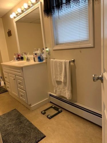 39 Hart St, Taunton MA 02780-4933 exterior