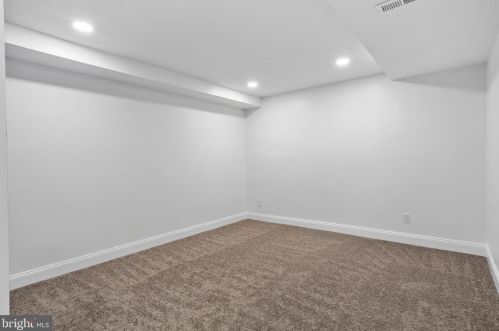 1 18th St, Burlington NJ  08016-4605 exterior