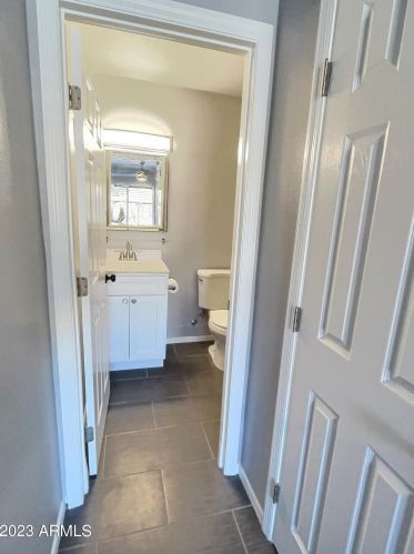 3511 Baseline Rd, Phoenix AZ 85042-7225 exterior