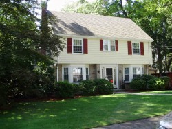 11 Solon St, Newton, MA 02461-1826