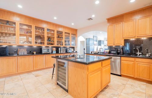 9032 14 Pl, Phoenix AZ 85014-4210 exterior