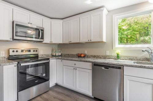 154 Linebrook Rd, Ipswich MA 01938-2906 exterior