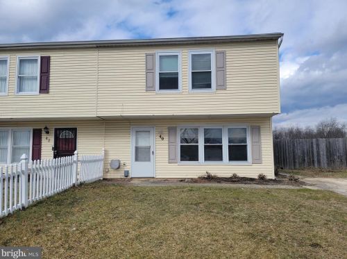 40 Farmhouse Rd, Erial NJ  08081-1609 exterior