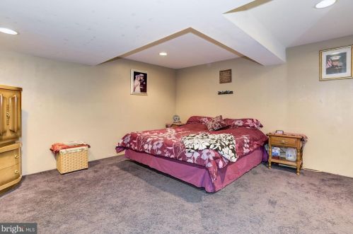 420 Pennsylvania Ave, West Deptford NJ 08063-1223 exterior