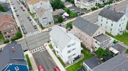 555 Broadway, Fall River, MA 02724-2905