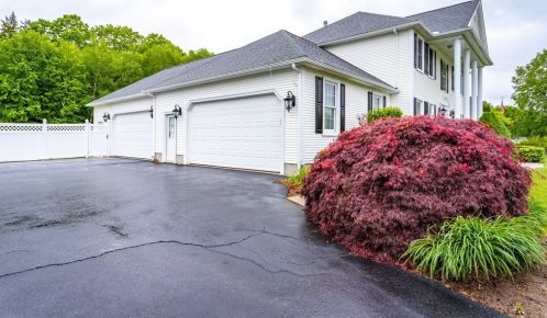 45 Radisson Ln, Montgomery, MA 01085-3774