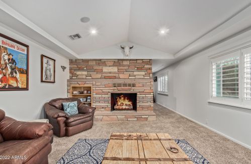 6849 2nd St, Phoenix AZ  85012-1005 exterior