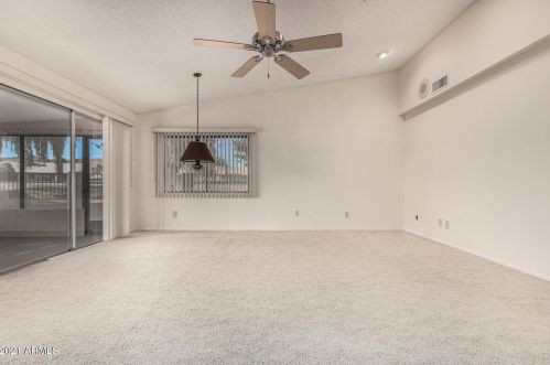 11420 Ahwatukee Dr, Phoenix AZ 85044-3102 exterior