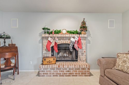 2412 Cielo Grande Ave, Phoenix AZ  85024-7552 exterior