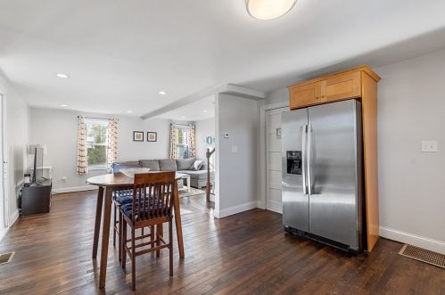 6 Idalla Rd, Worcester MA 01606-1043 exterior