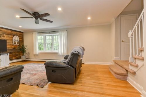 13 Beech Ct, Skyline Lakes NJ 07456-2503 exterior