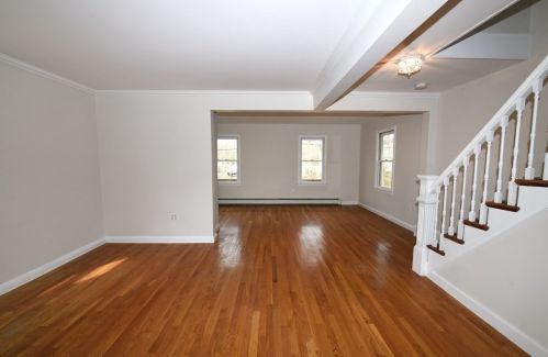 22 Lewis Ct, Hingham MA 02043-2723 exterior