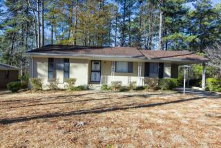 1108 Sherwood Forest Dr, Birmingham AL  35235-2529 exterior