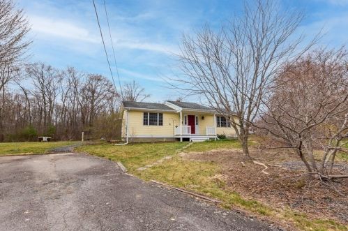 1227 Main St, Dighton MA 02715-1203 exterior