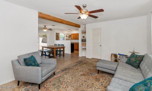 808 Cinnabar Ave, Phoenix, AZ 85020-1733