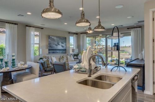 3224 75th Dr, Phoenix AZ  85043 exterior