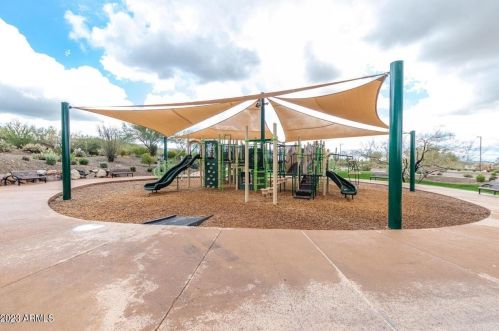 1751 Desperado Way, Phoenix AZ  85085-6330 exterior