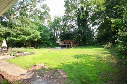 219 Grandview Ave, Fall River, MA 02726-5061