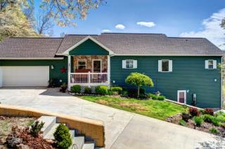 513 Shanghai Landing Ln, La Follette TN  37766-5804 exterior