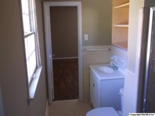 1021 Mira Vista Dr, Huntsville AL  35802-3225 exterior