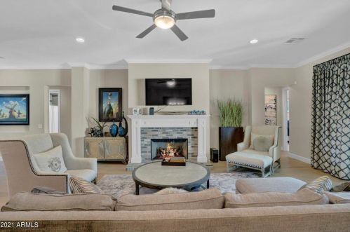 4022 40 Pl, Phoenix AZ 85028-2241 exterior