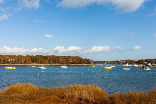 875 Orleans Rd, Chatham MA 02633-1977 exterior