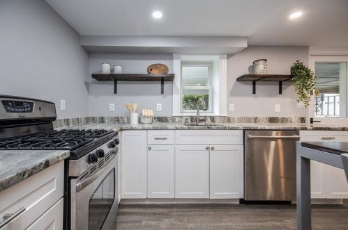 77 Hodge Rd, Arlington MA  02474-1933 exterior