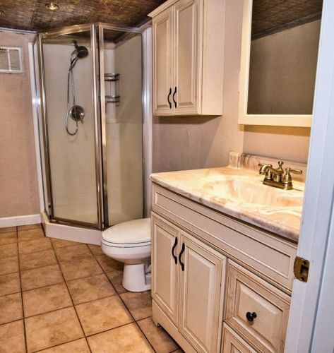 264 Hope St, Fall River MA 02721-1315 exterior