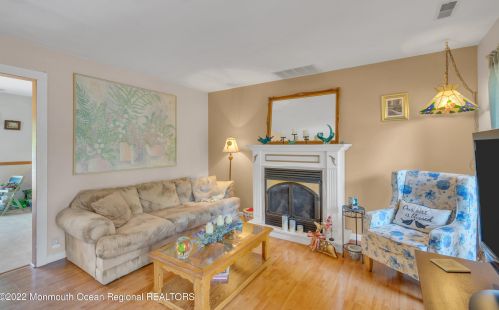 2 Neal St, Jackson Twp NJ exterior