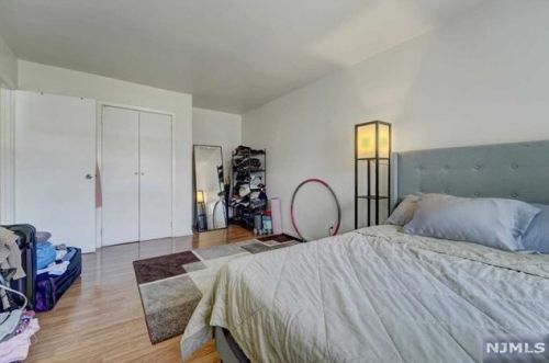 118 Sussex St, East Newark NJ 07029-2122 exterior