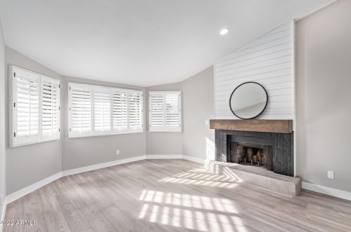 19605 36 Pl, Phoenix AZ 85050-8387 exterior