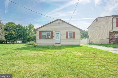 409 Mantua Ave, West Deptford, NJ 08066-1174