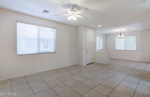 2694 73 Dr, Phoenix AZ 85043-2044 exterior