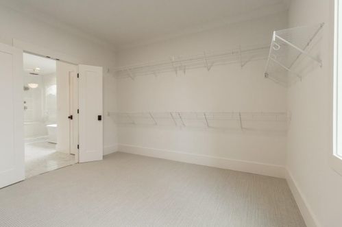 2360 Colonial Dr, Atlanta GA 30341-0048 exterior