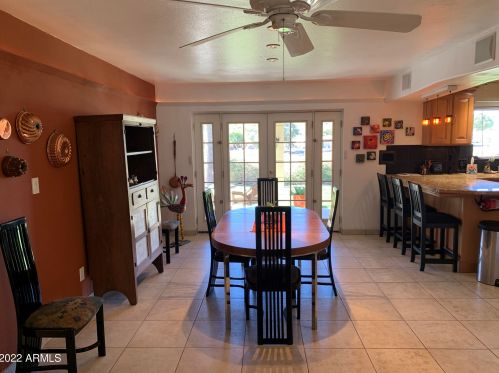 14052 Canterbury Dr, Phoenix AZ 85023-6211 exterior