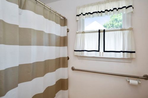 21 Grafton St, Shrewsbury MA  01545-5614 exterior