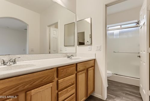 5814 9 Dr, Phoenix AZ 85041-3986 exterior