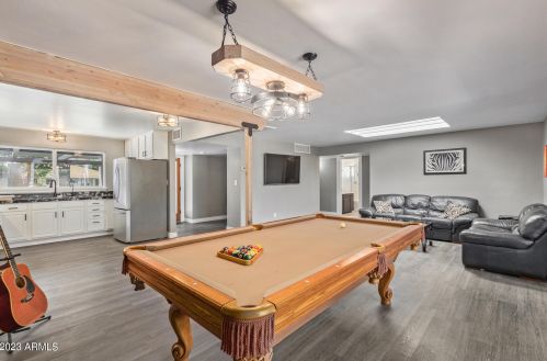 3407 44th Pl, Phoenix AZ  85018-6025 exterior