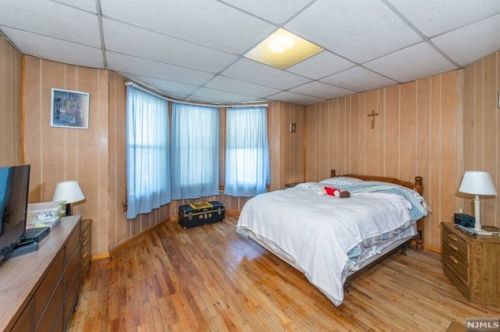 237 Stephens St, Belleville NJ 07109-3140 exterior