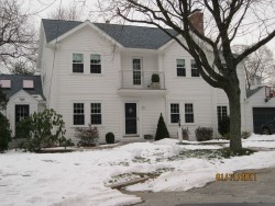 37 Harding St, Newton, MA 02465-1300