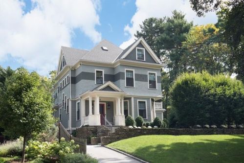20 Exeter St, Newton, MA 02465-2621