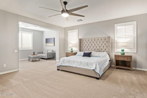 21618 39th Ter, Phoenix AZ  85050-4911 exterior